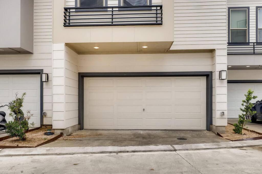 Gorgeous 4 Bed Home On St Mary'S - Minutes To Riverwalk/Pearl San Antonio Bagian luar foto