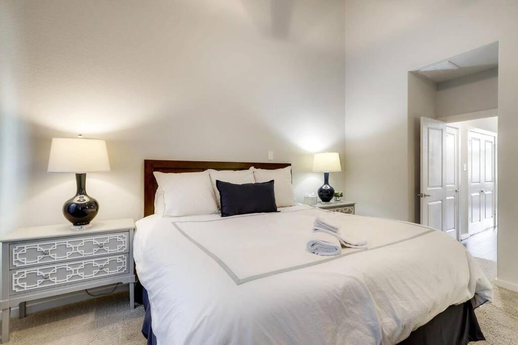 Gorgeous 4 Bed Home On St Mary'S - Minutes To Riverwalk/Pearl San Antonio Bagian luar foto